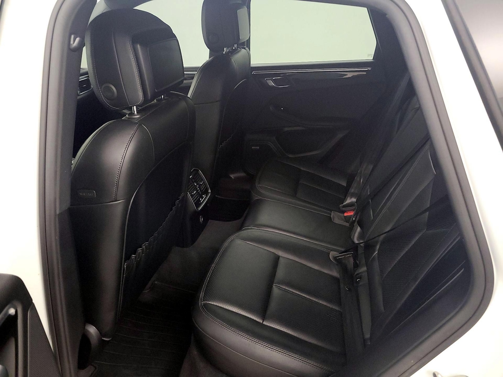 2018 Porsche Macan S - Photo 21