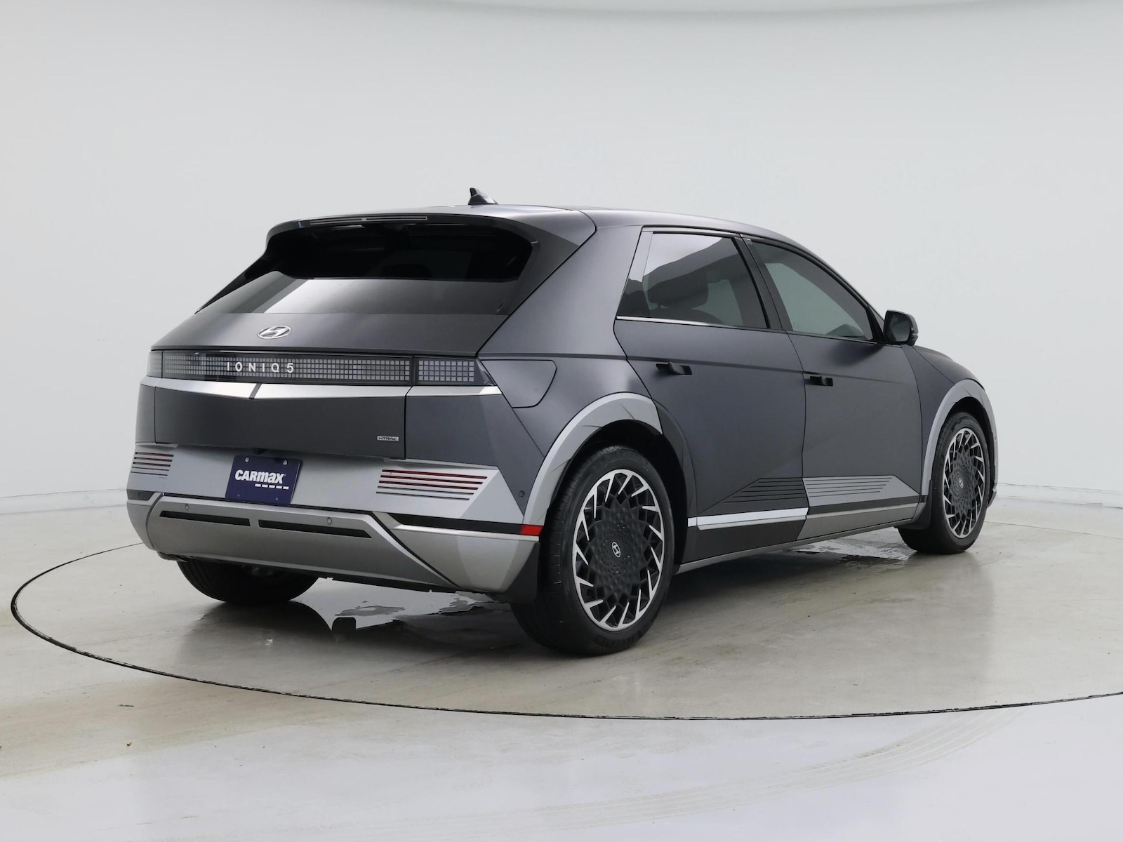2023 Hyundai IONIQ 5 Limited - Photo 9