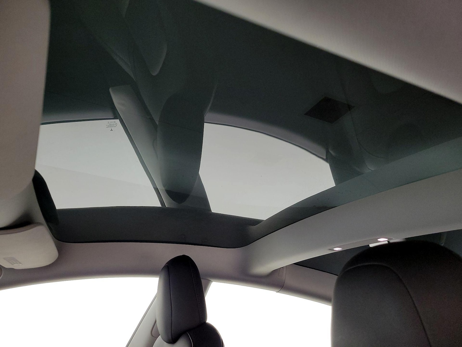 Skylight(s) & Overhead Airbags