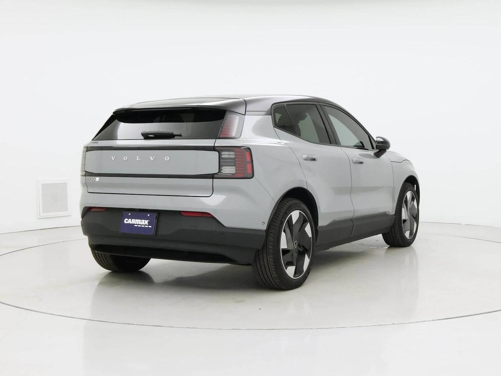2025 Volvo EX30 Ultra - Photo 9