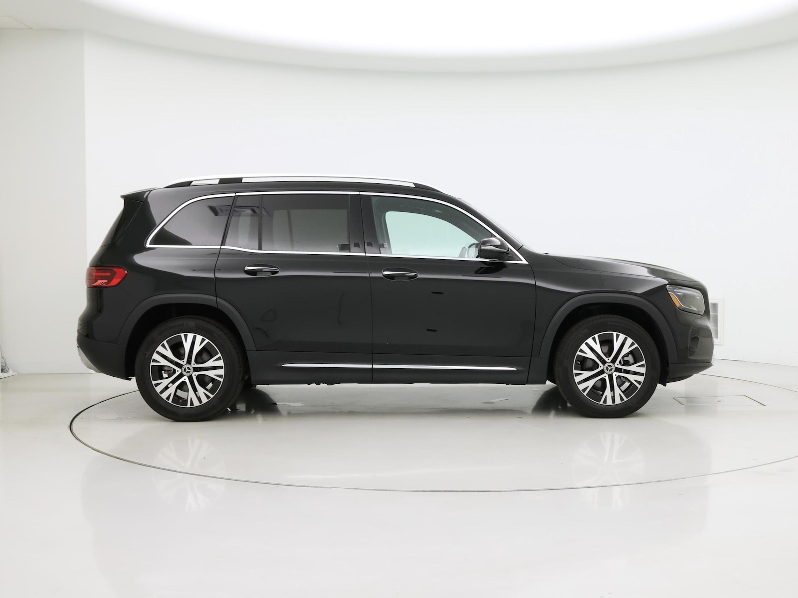 2024 Mercedes-Benz GLB Base - Photo 8