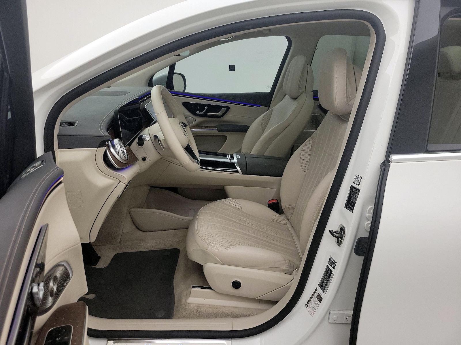 Power Seat(s) & A/C Seat(s)