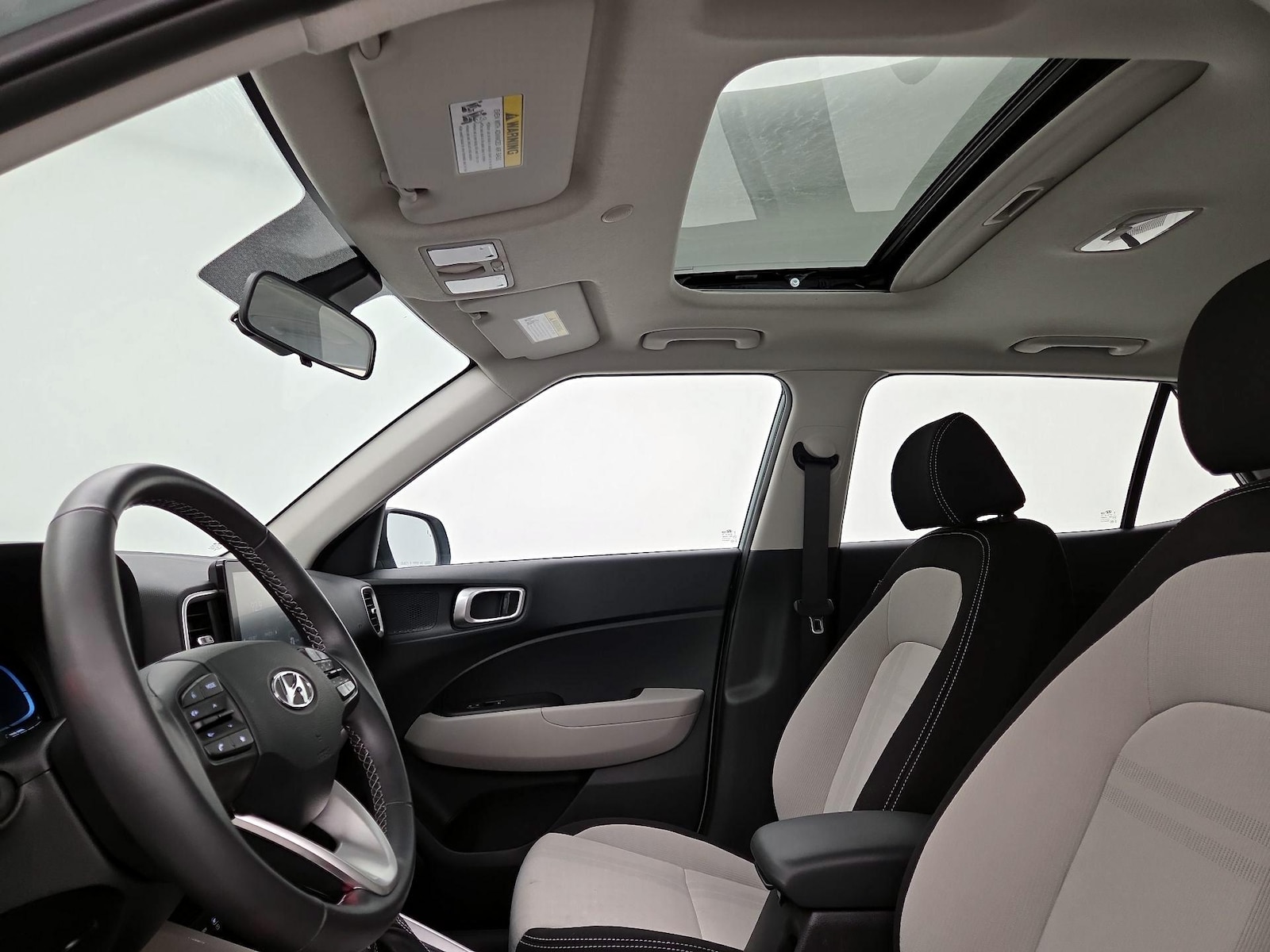 Sunroof(s) & Overhead Airbags