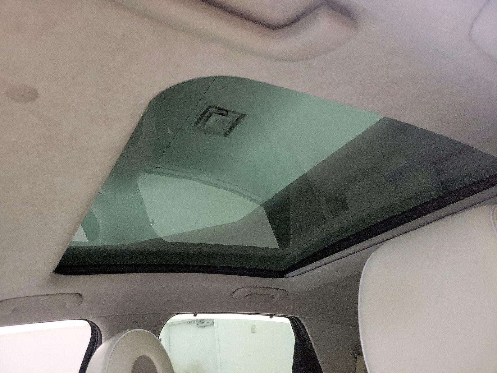 Skylight(s) & Overhead Airbags