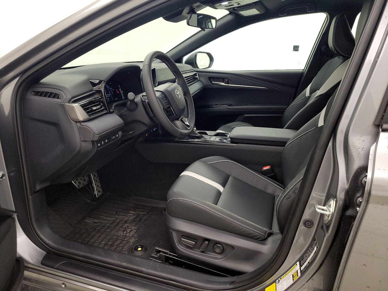 Power Seat(s) & Side Airbags
