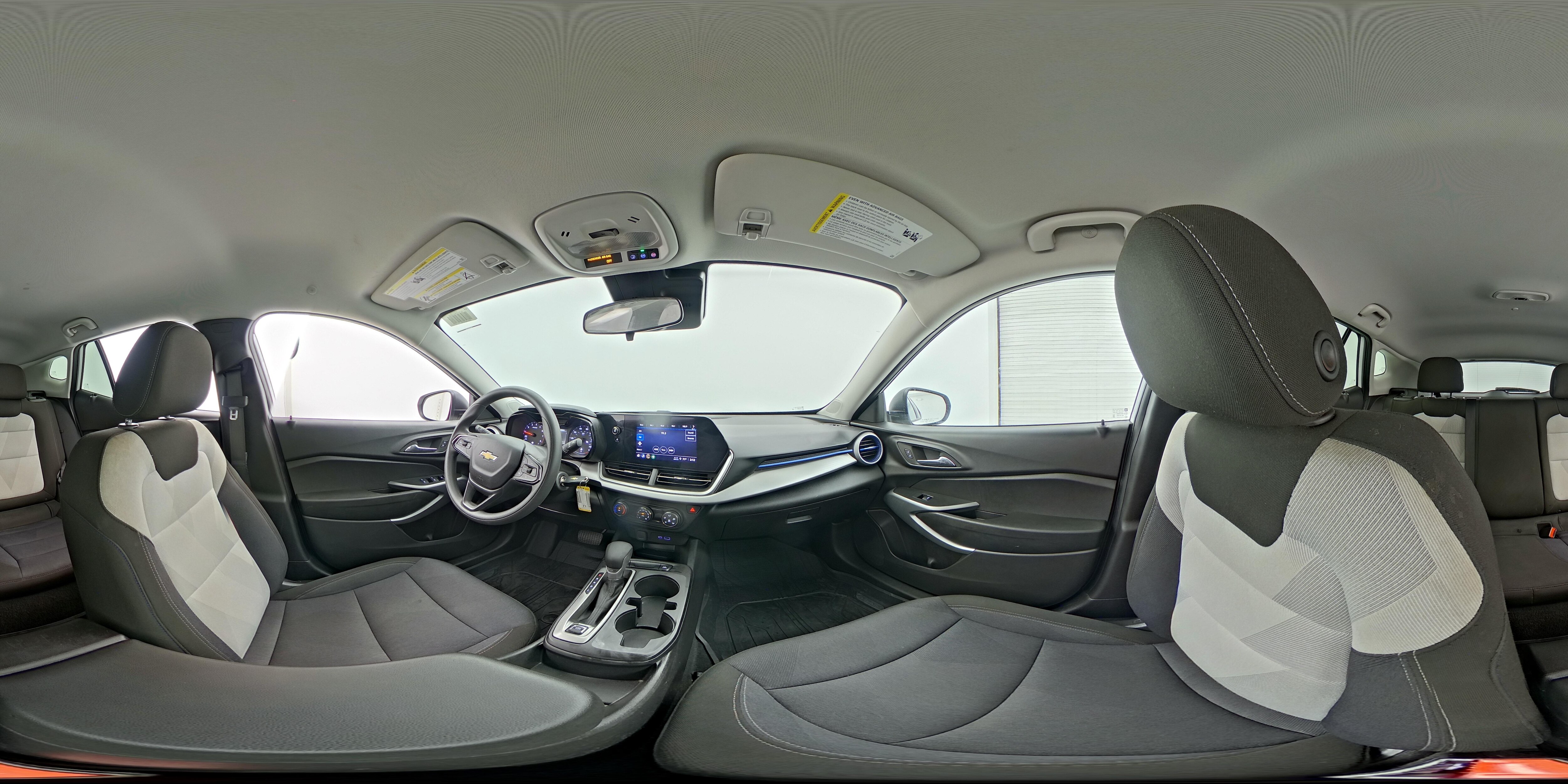 2025 Chevrolet Trax LS - Photo 24