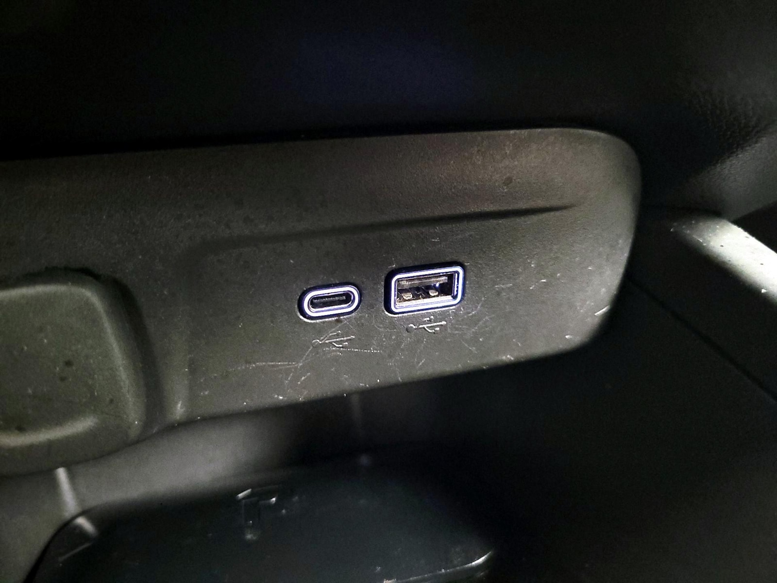 2025 Chevrolet Trax LS - Photo 19