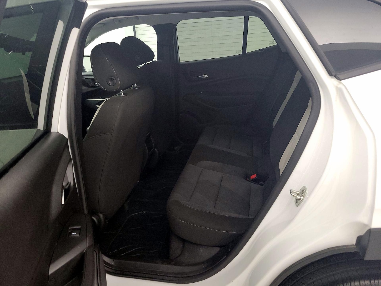 2025 Chevrolet Trax LS - Photo 20