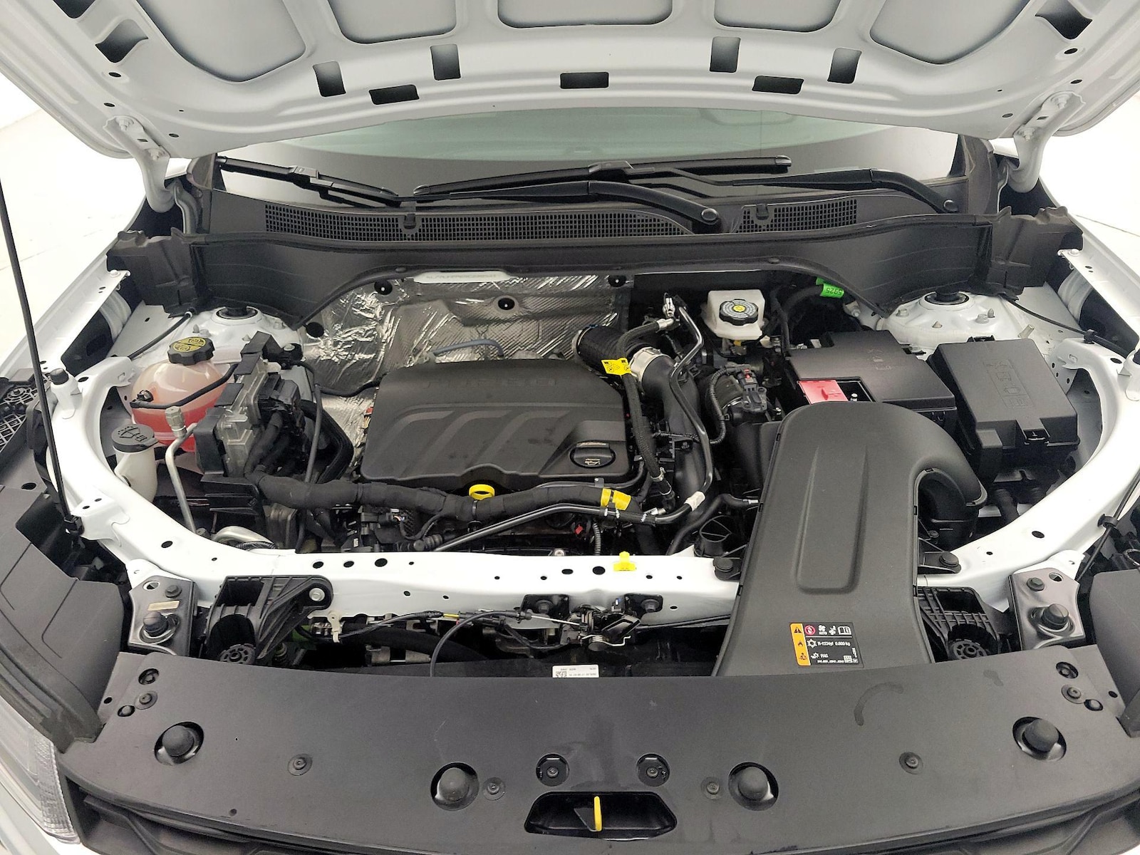 2025 Chevrolet Trax LS - Photo 22