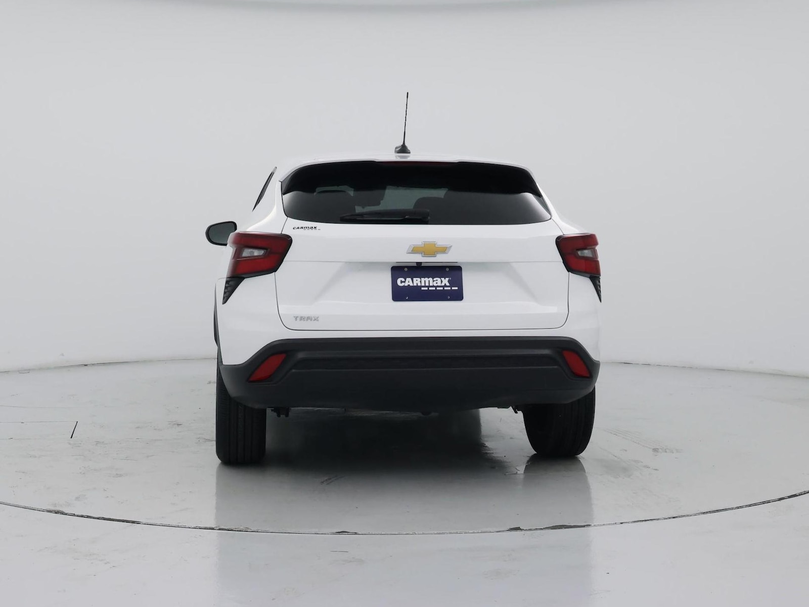 2025 Chevrolet Trax LS - Photo 7