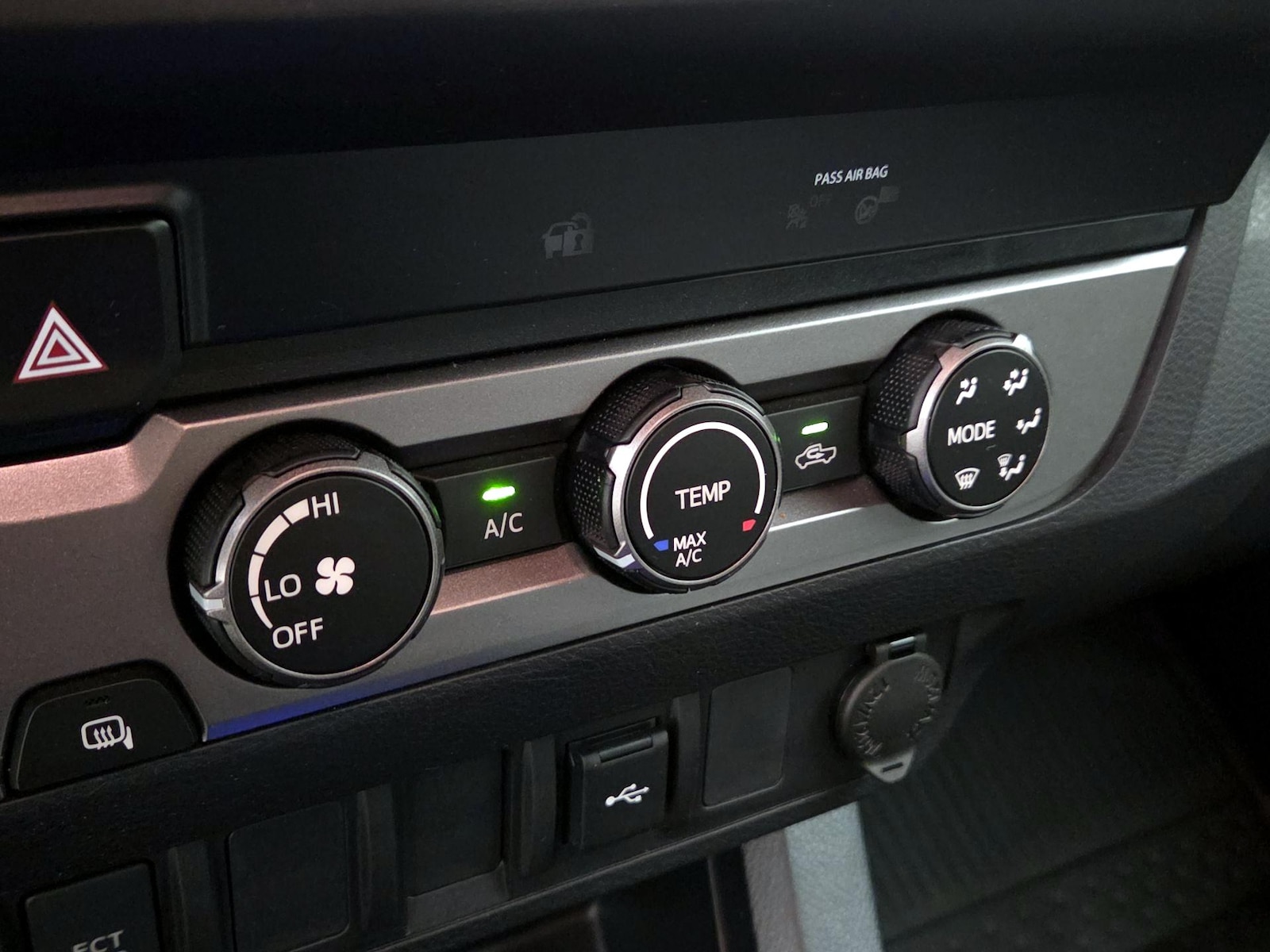 2020 Toyota Tacoma SR - Photo 17