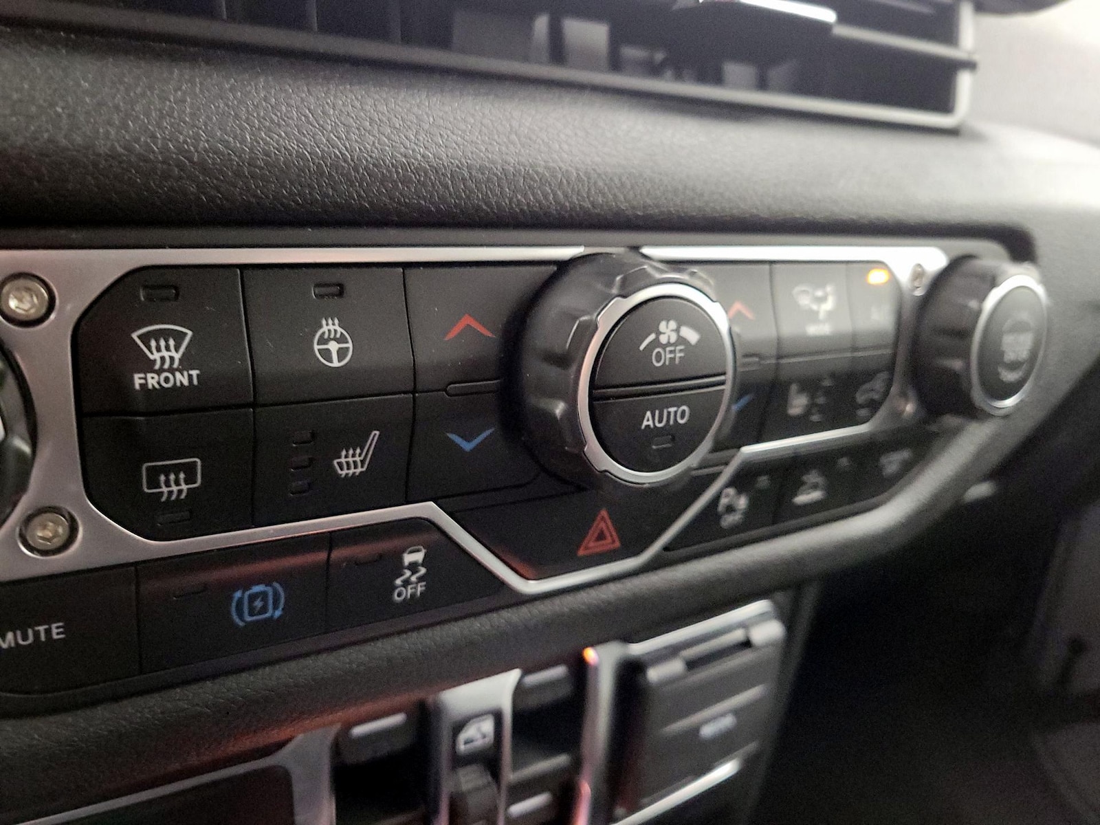 2024 Jeep Wrangler 4xe Sports S 4XE - Photo 17