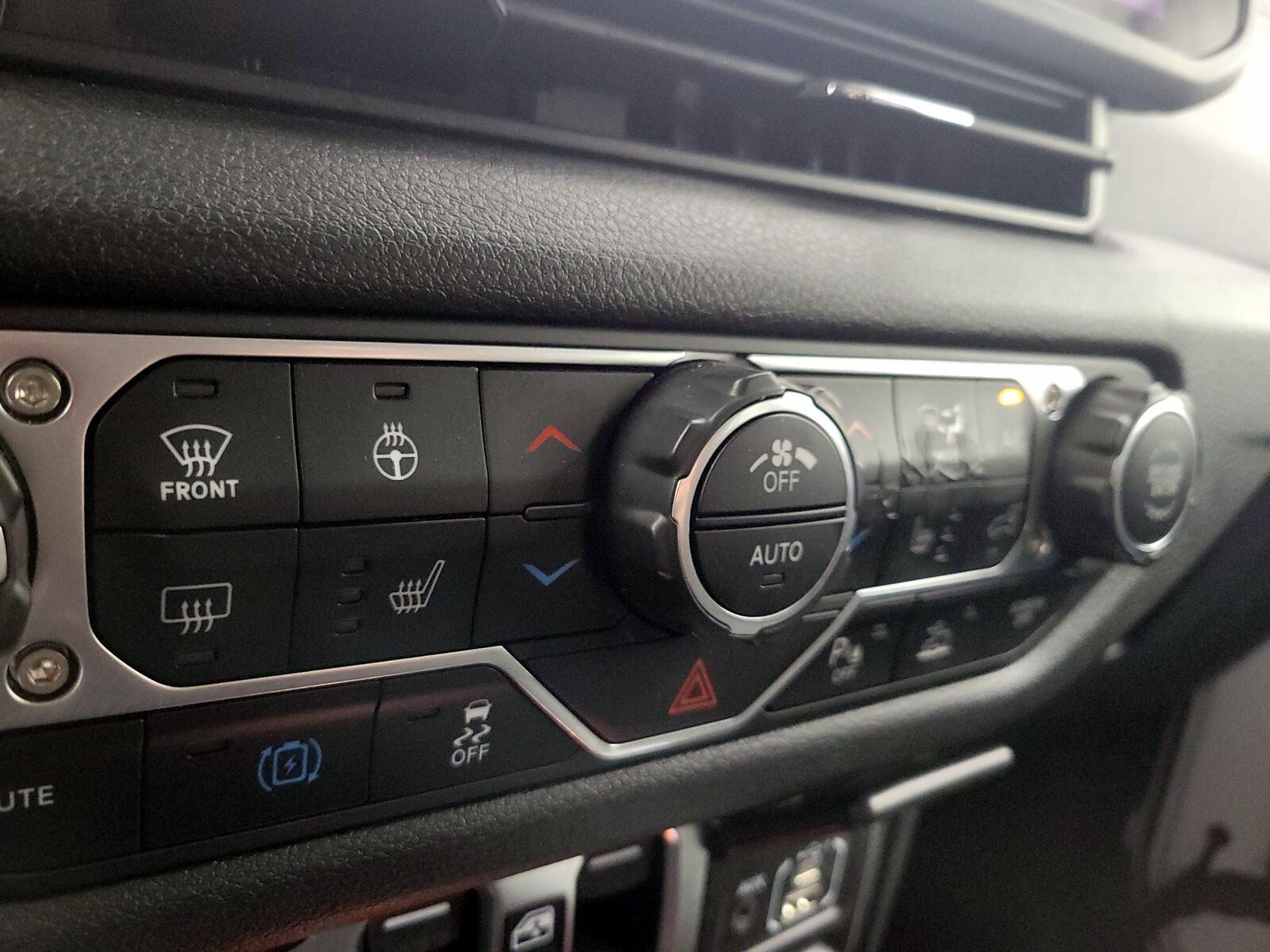 2024 Jeep Wrangler 4xe Sports S 4XE - Photo 17