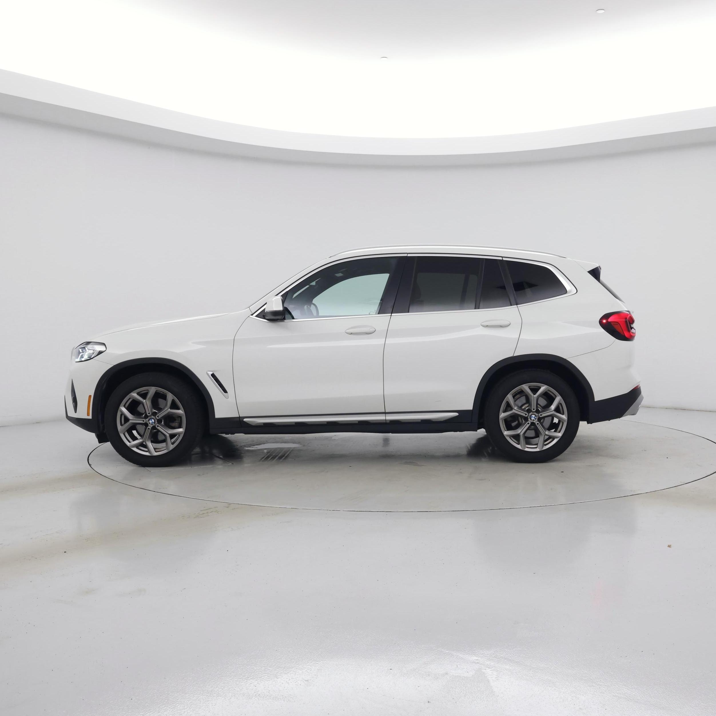Thumbnail: 2022 BMW X3 - 3