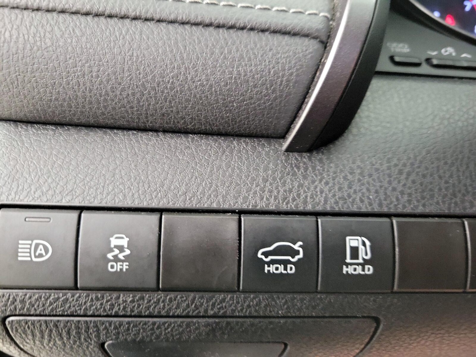 2023 Toyota Camry SE - Photo 14