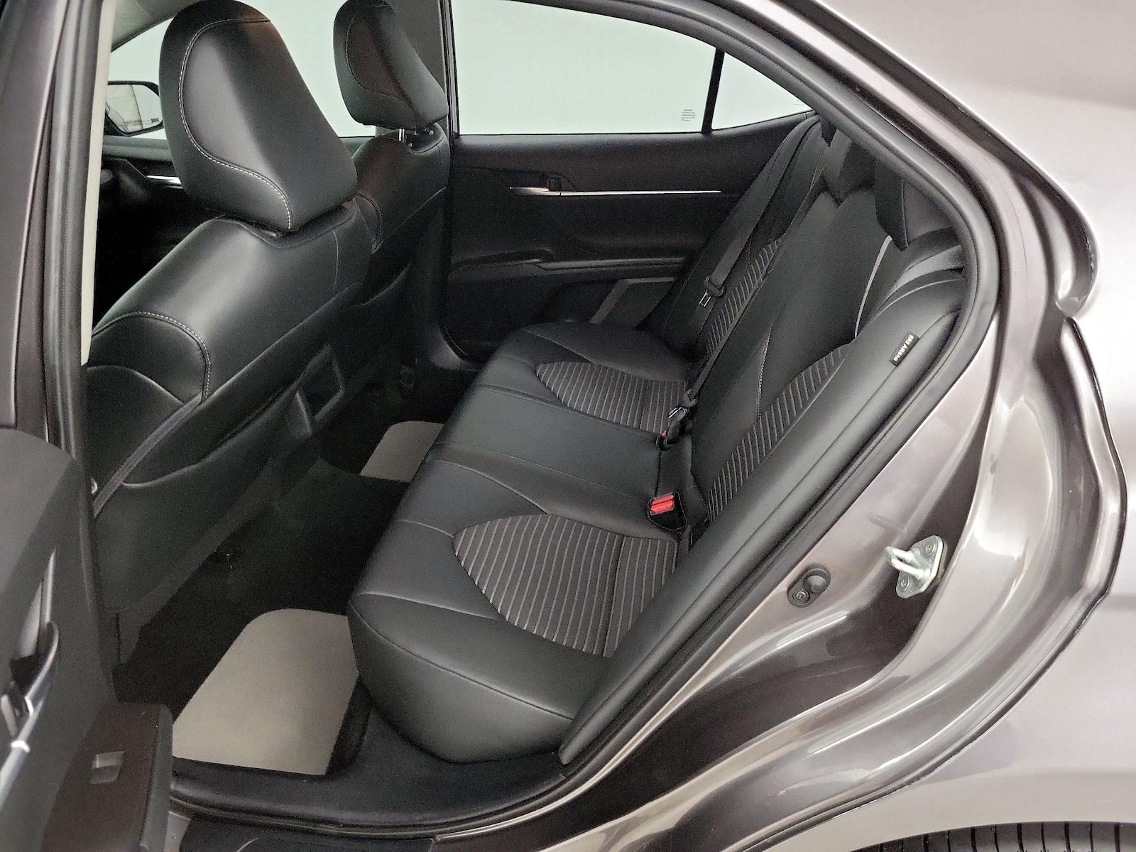 2023 Toyota Camry SE - Photo 20