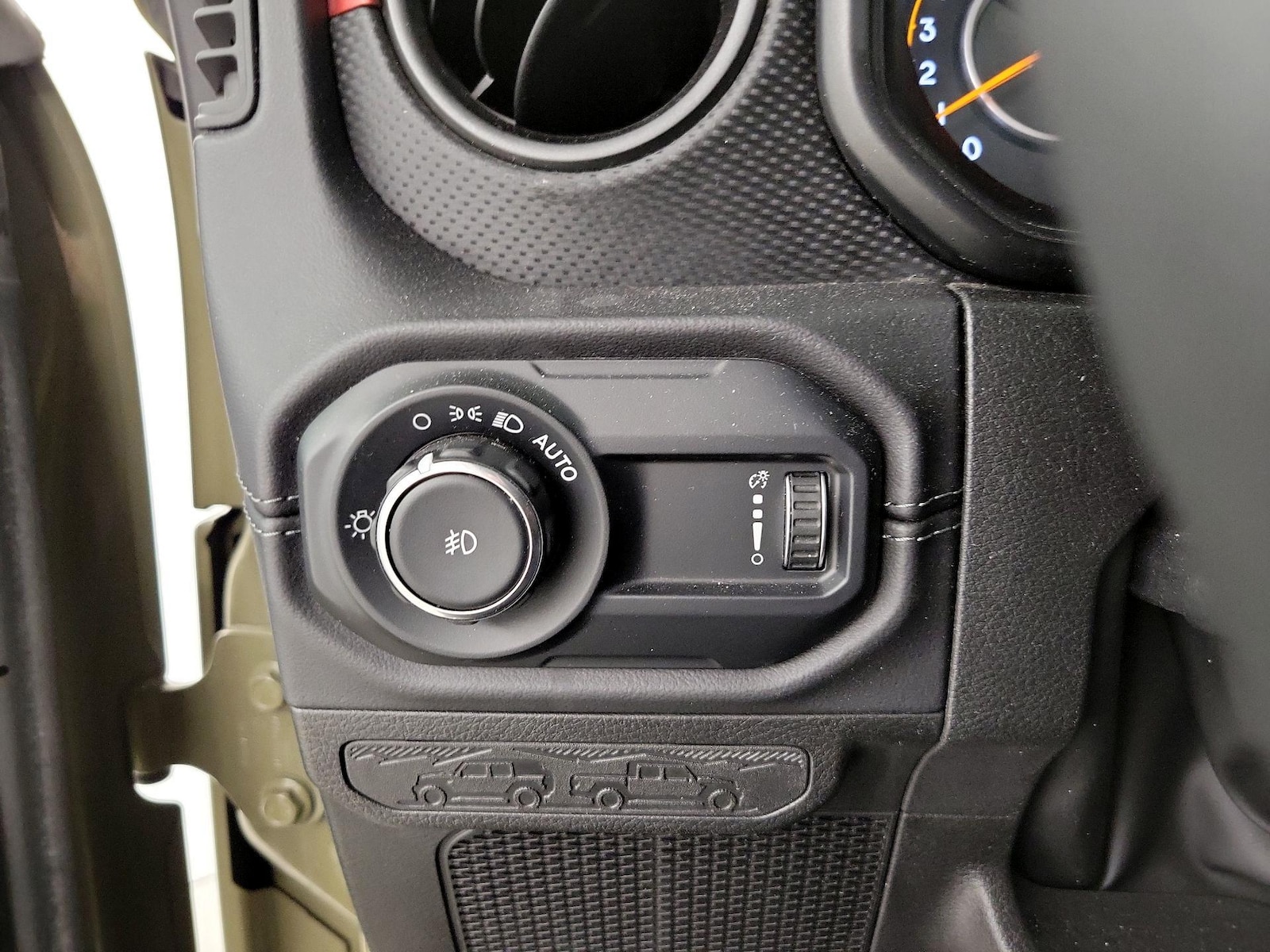 2025 Jeep Wrangler 4-Door Rubicon - Photo 14