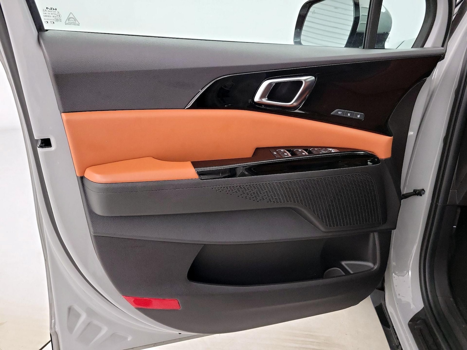 2024 Kia Carnival SX - Photo 13