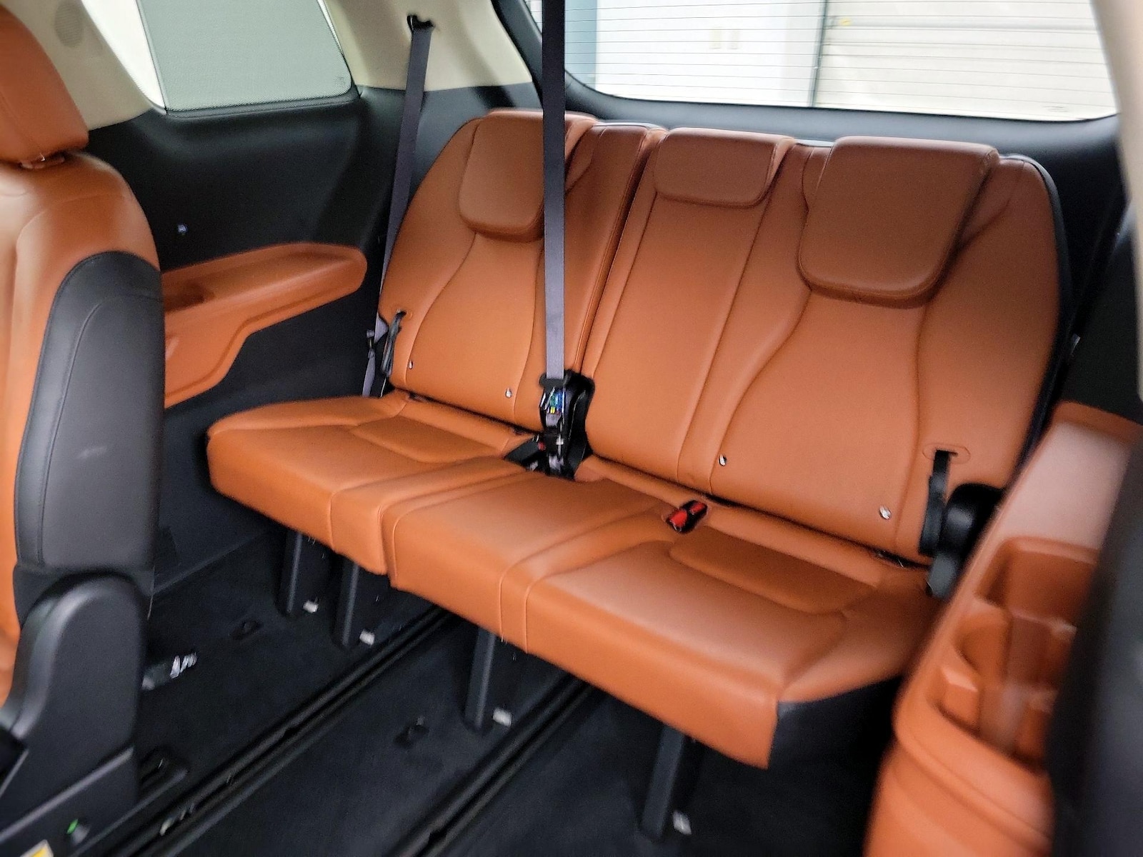 2024 Kia Carnival SX - Photo 22