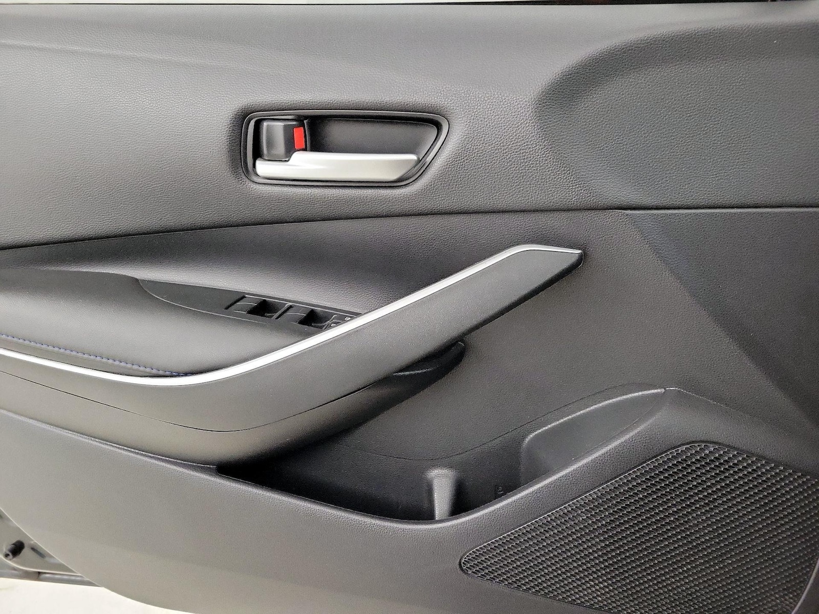 2022 Toyota Corolla SE - Photo 13