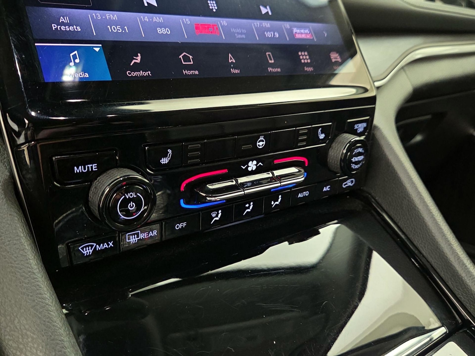 2023 Jeep Grand Cherokee 4xe - Photo 15