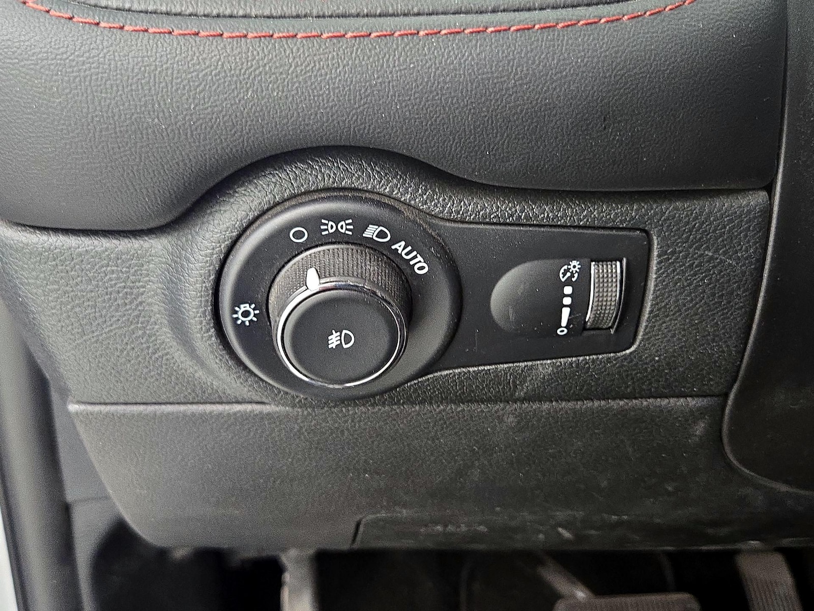 2023 Dodge Durango GT - Photo 14