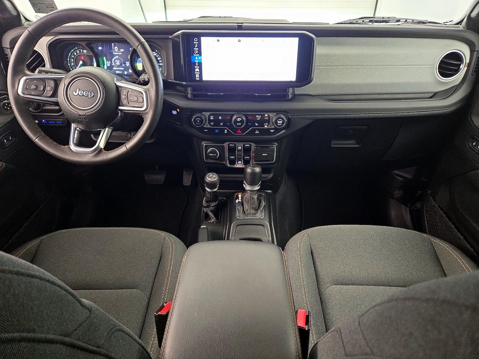 2024 Jeep Wrangler 4xe Sahara 4XE - Photo 10