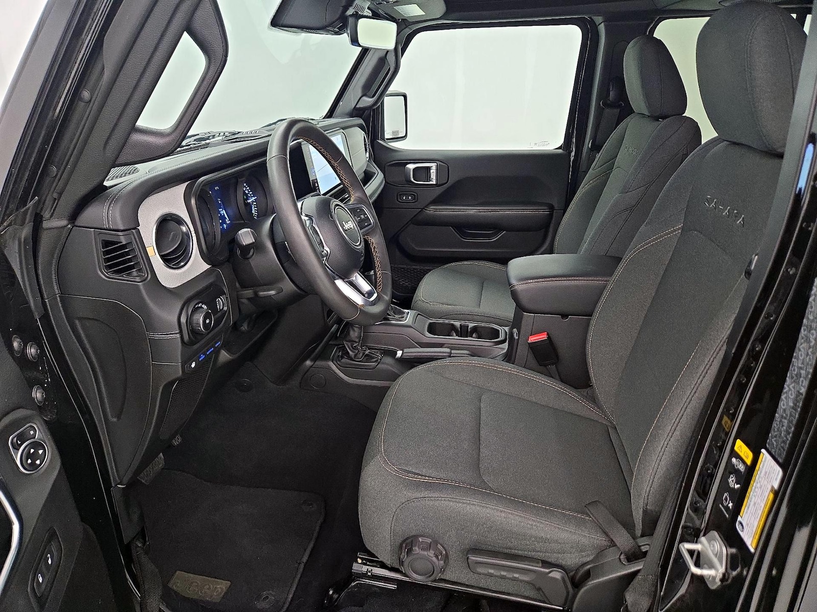 2024 Jeep Wrangler 4xe Sahara 4XE - Photo 12
