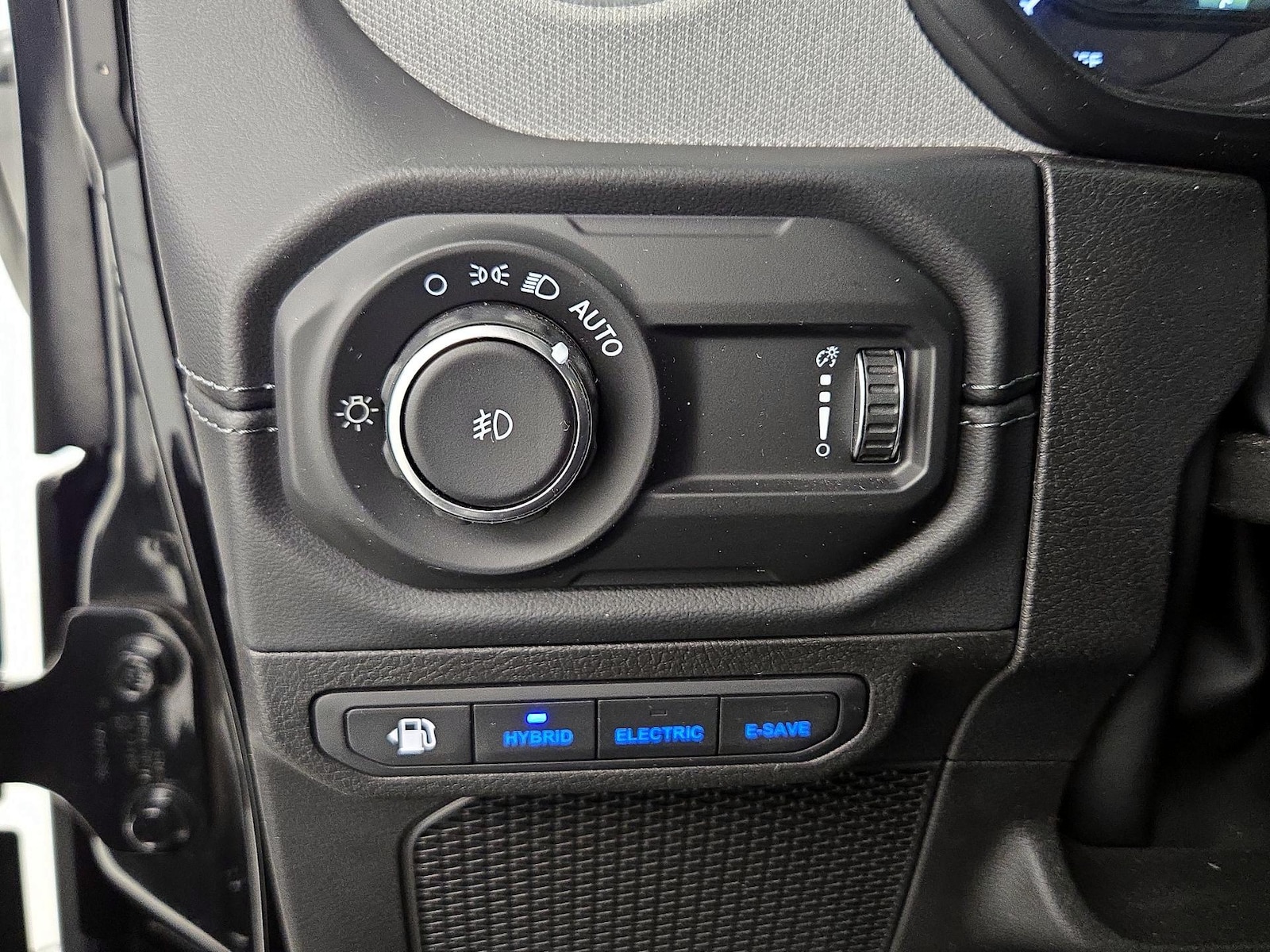 2024 Jeep Wrangler 4xe Sahara 4XE - Photo 14
