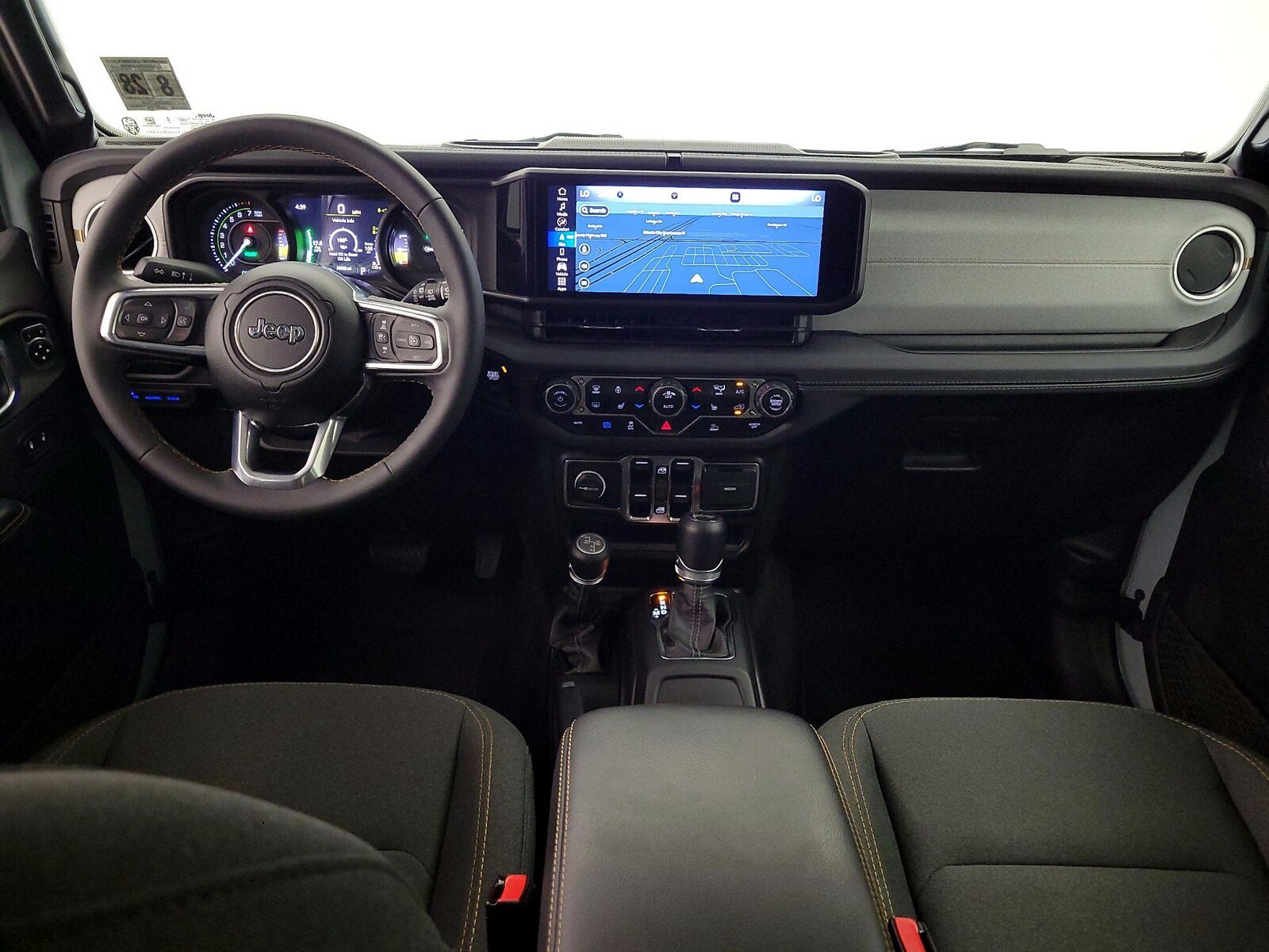 Apple CarPlay® & Android Auto™