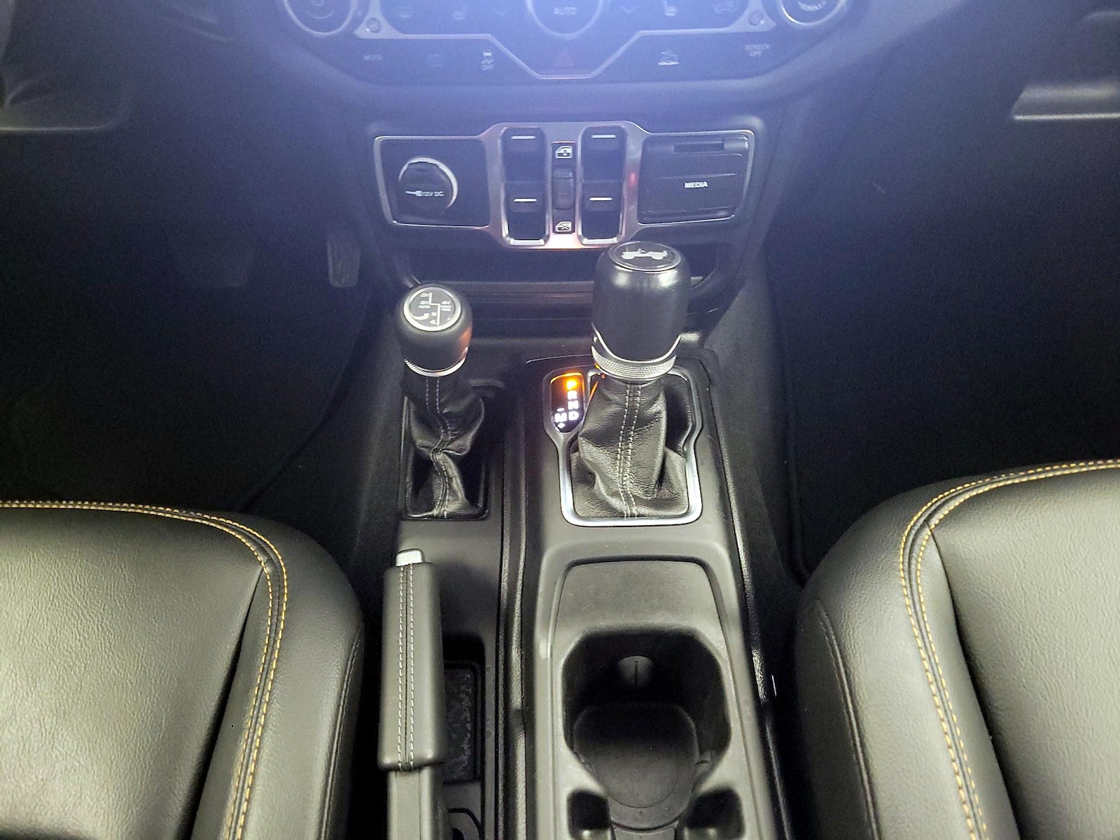 2024 Jeep Wrangler 4xe Sahara 4XE - Photo 18