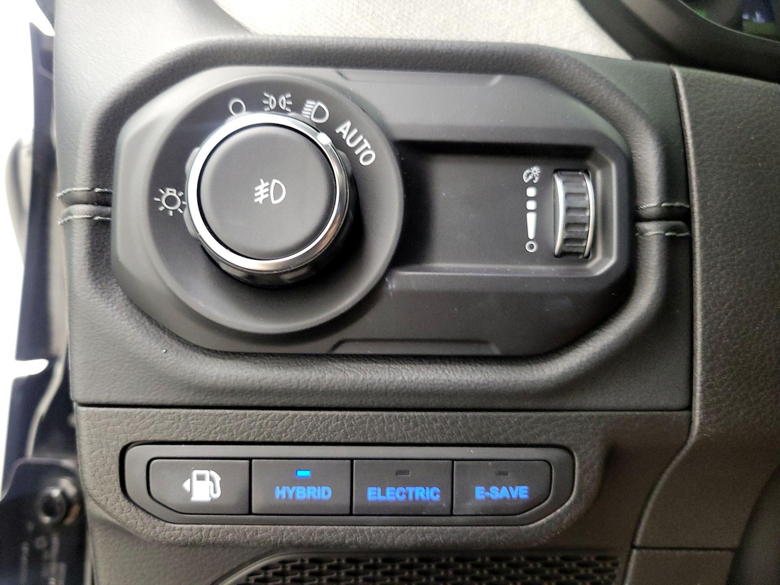 2024 Jeep Wrangler 4xe Sahara 4XE - Photo 14