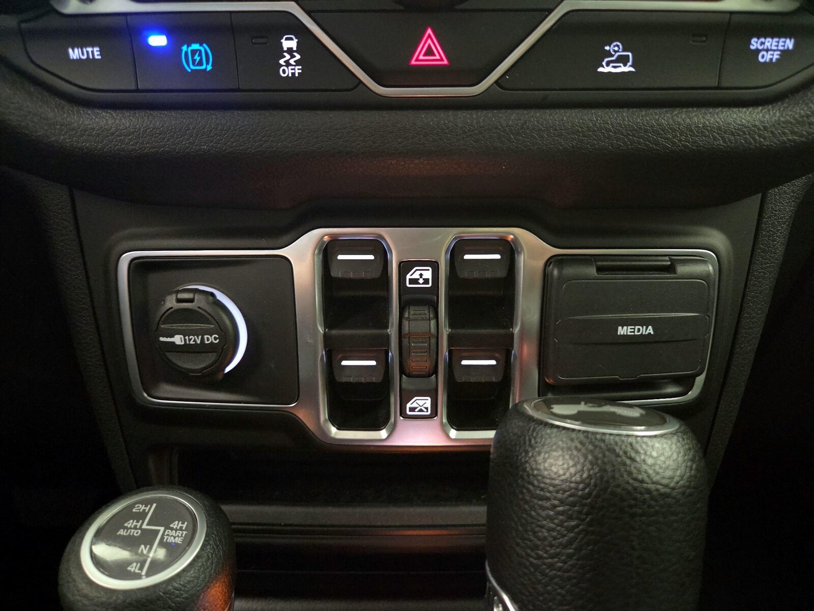 2024 Jeep Wrangler 4xe Sports S 4XE - Photo 19