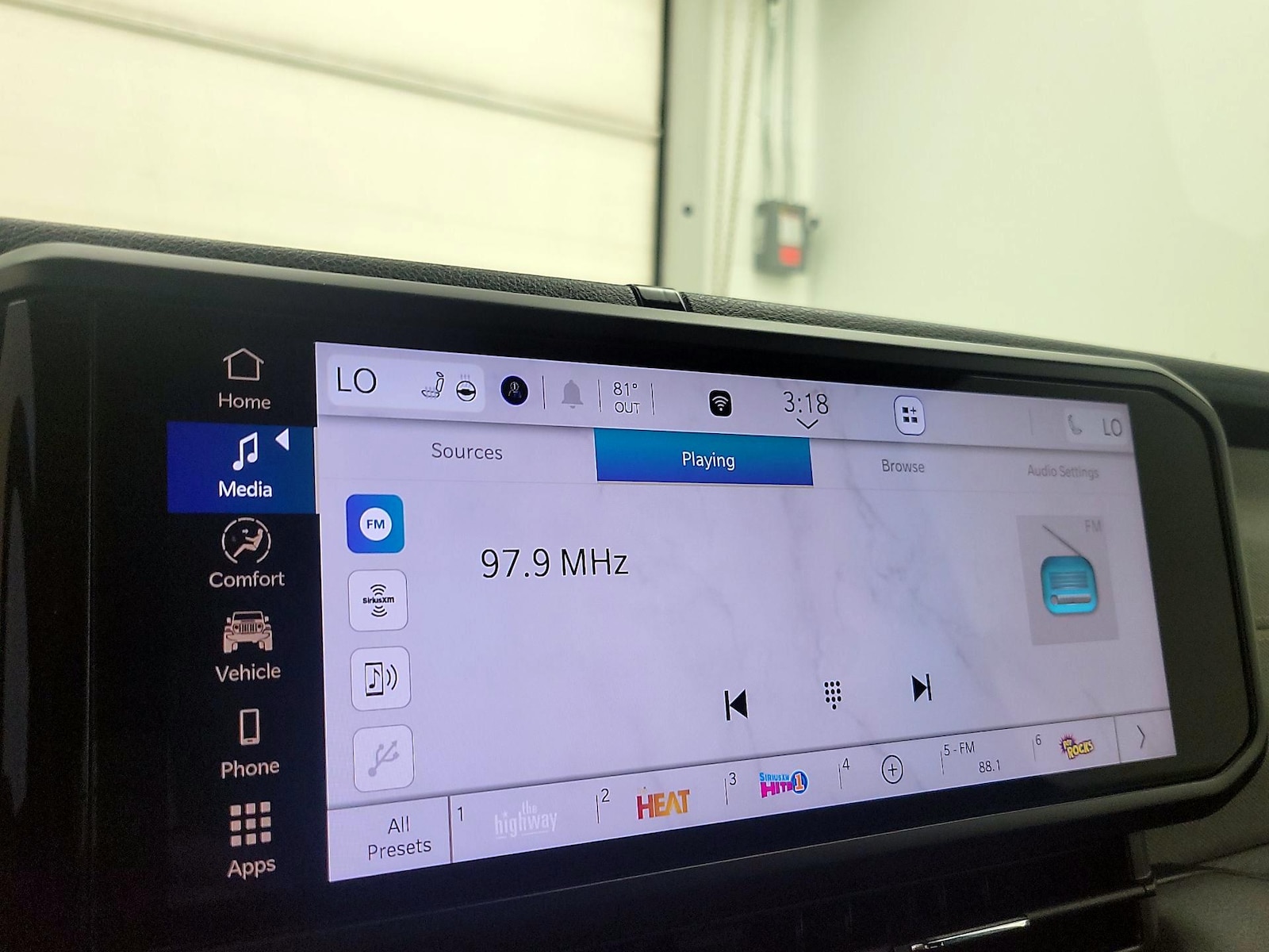 2024 Jeep Wrangler 2-Door Sport S - Photo 16