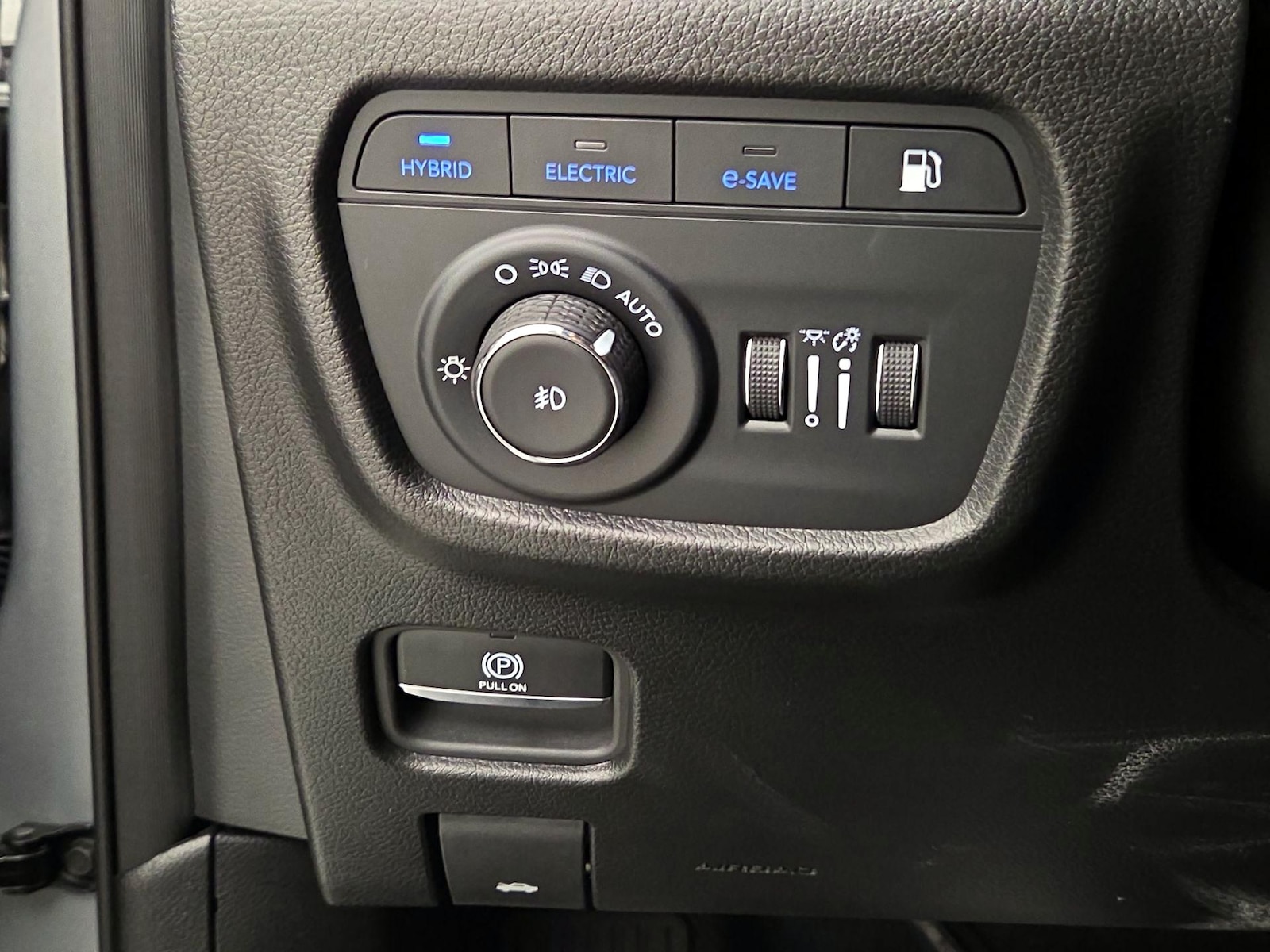 2023 Jeep Grand Cherokee 30th Anniversary 4xe - Photo 14