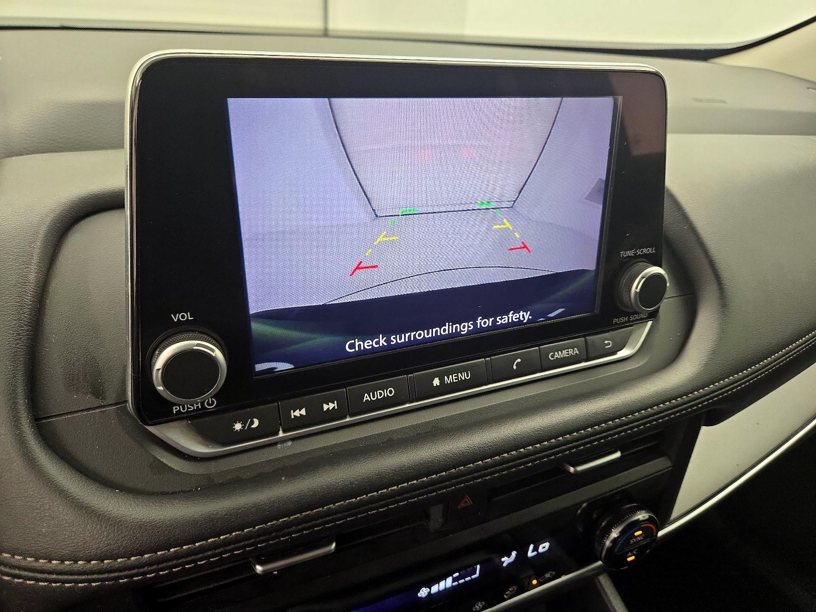2025 Nissan Rogue SV - Photo 15