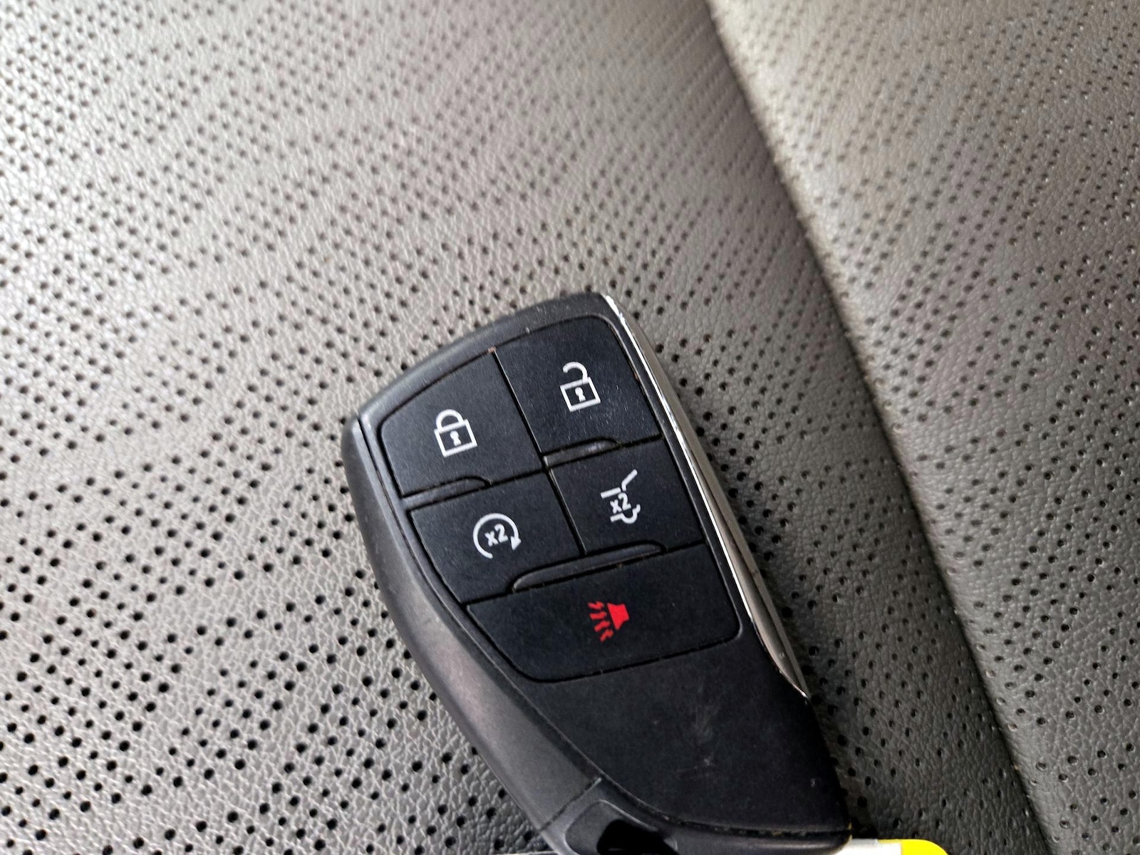 2025 Chevrolet Equinox LT - Photo 25