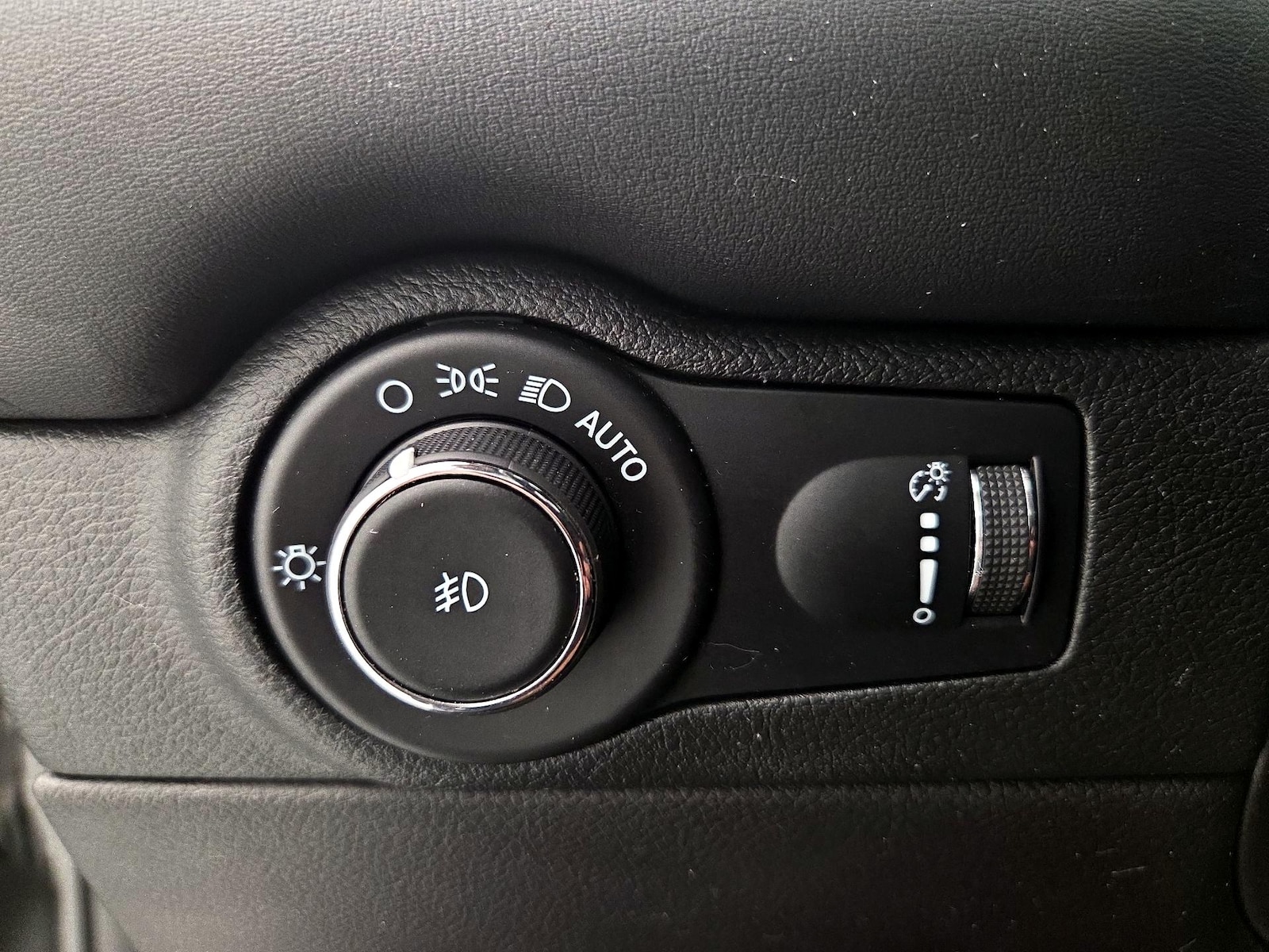 2023 Dodge Durango GT - Photo 14