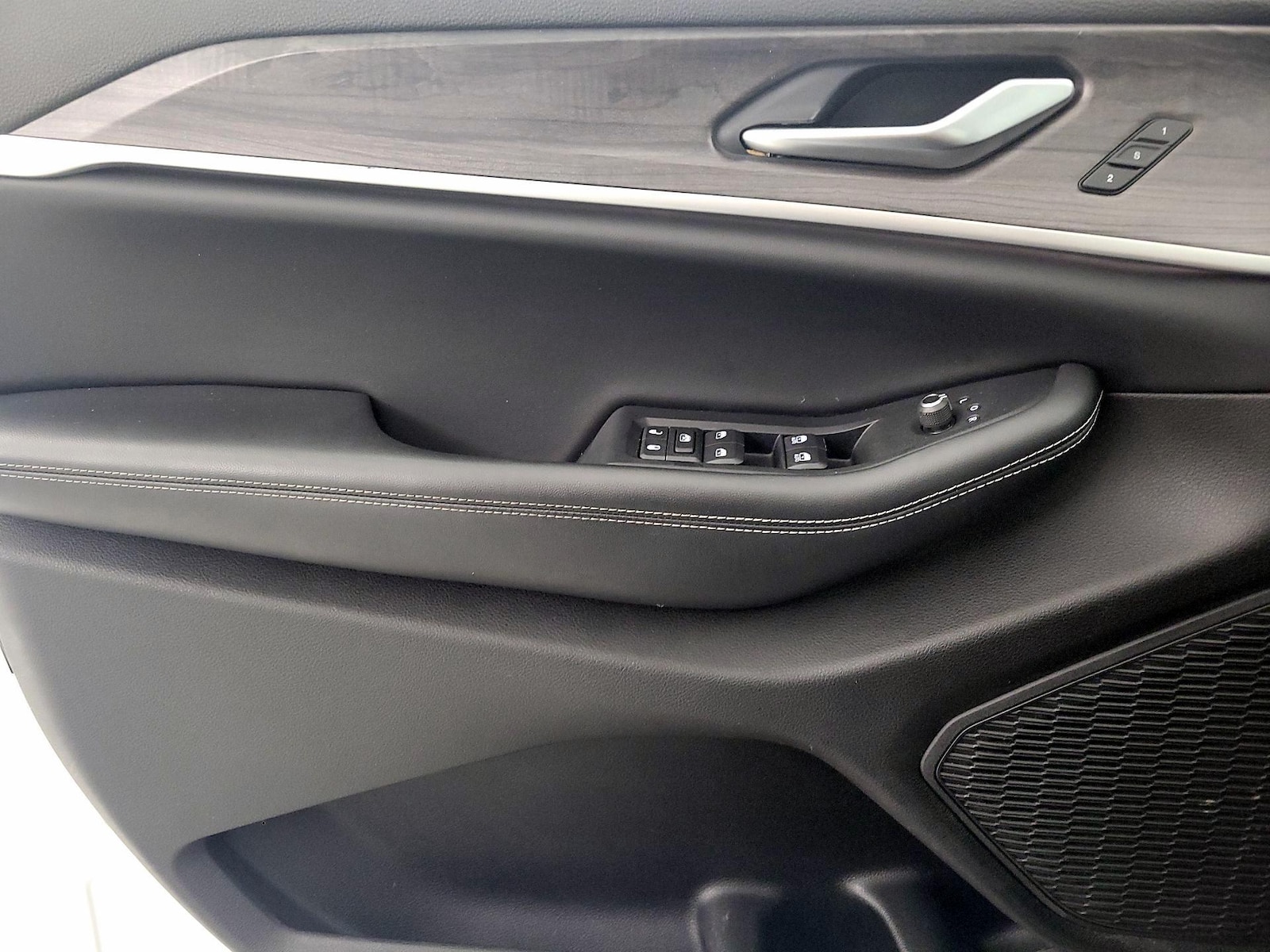 2023 Jeep Grand Cherokee Limited - Photo 13