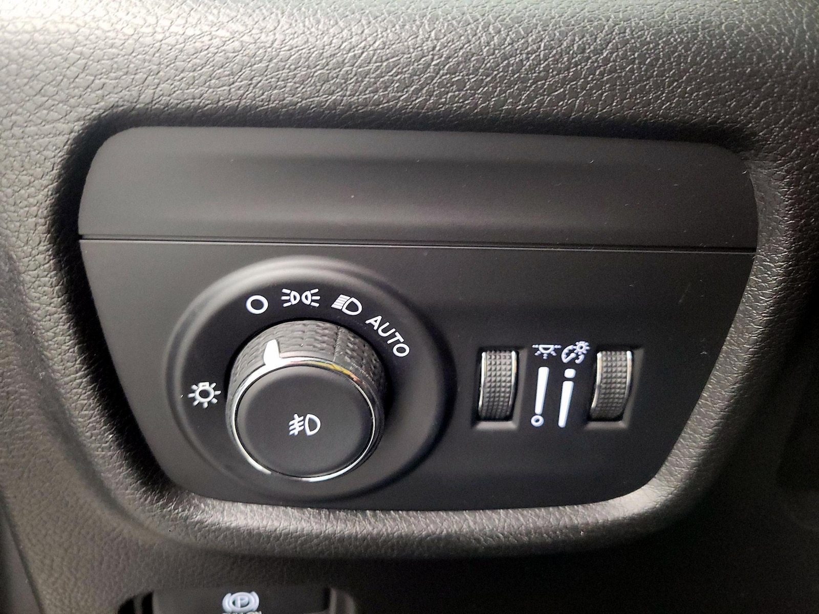 2023 Jeep Grand Cherokee Limited - Photo 14