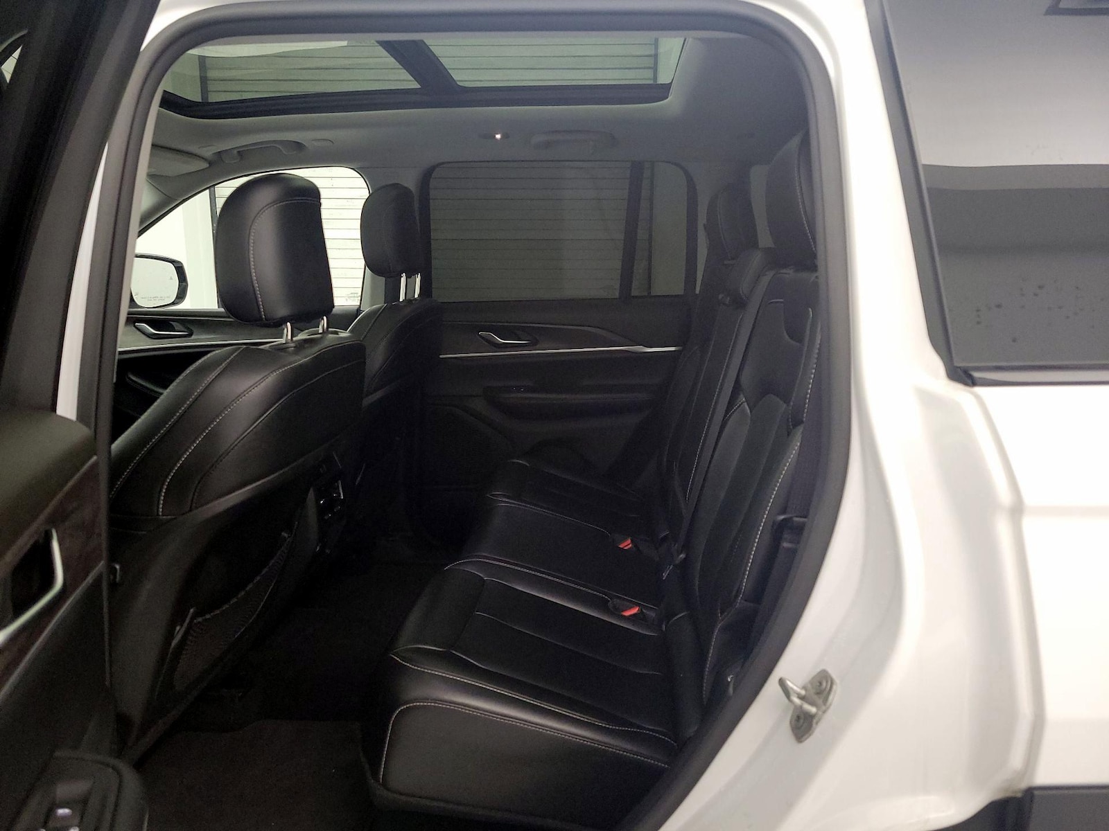 2023 Jeep Grand Cherokee Limited - Photo 22