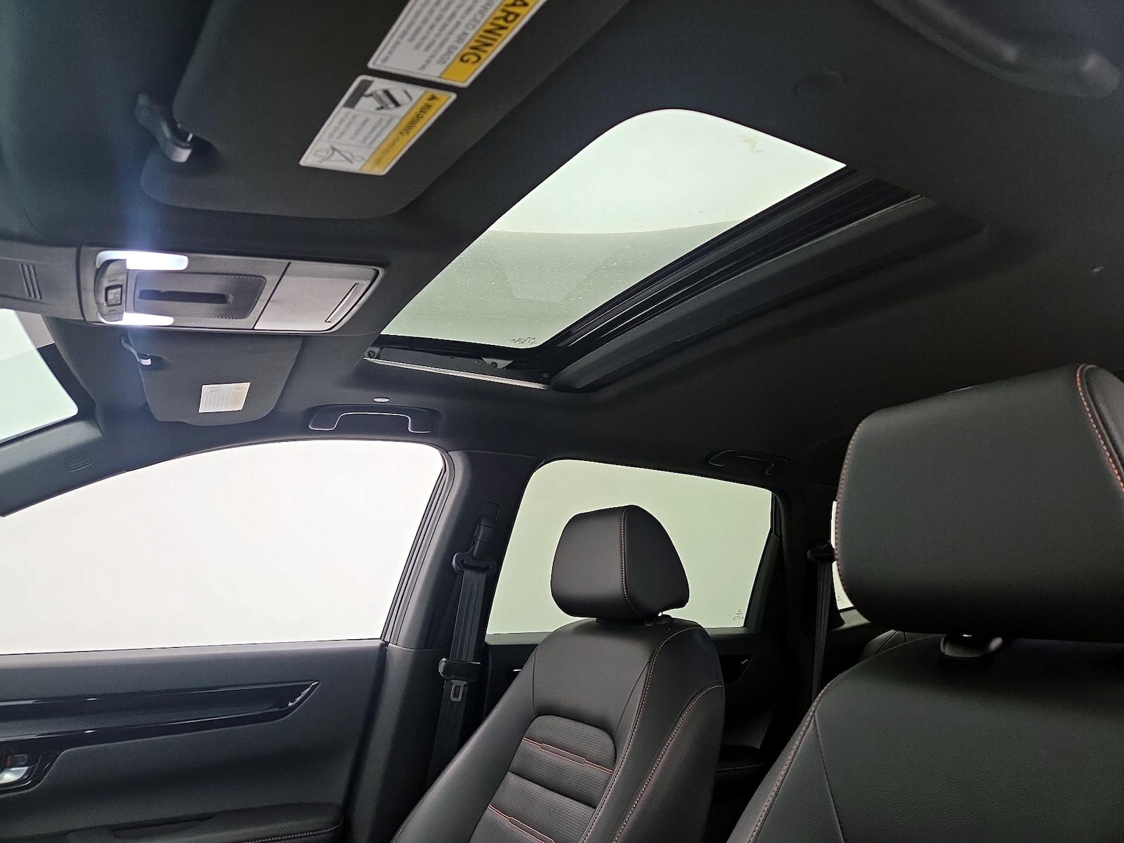 Sunroof(s) & Overhead Airbags