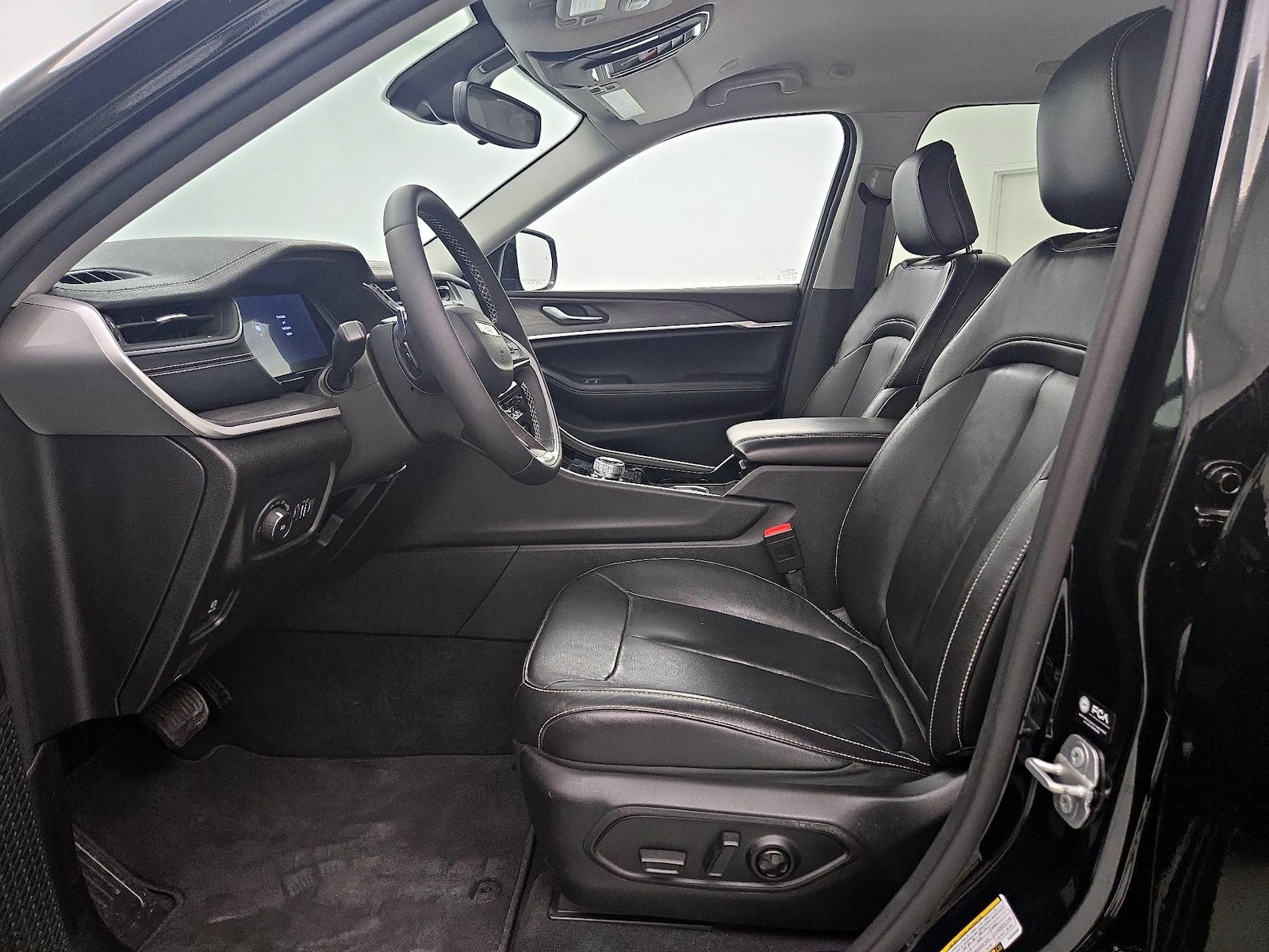2023 Jeep Grand Cherokee Limited - Photo 12