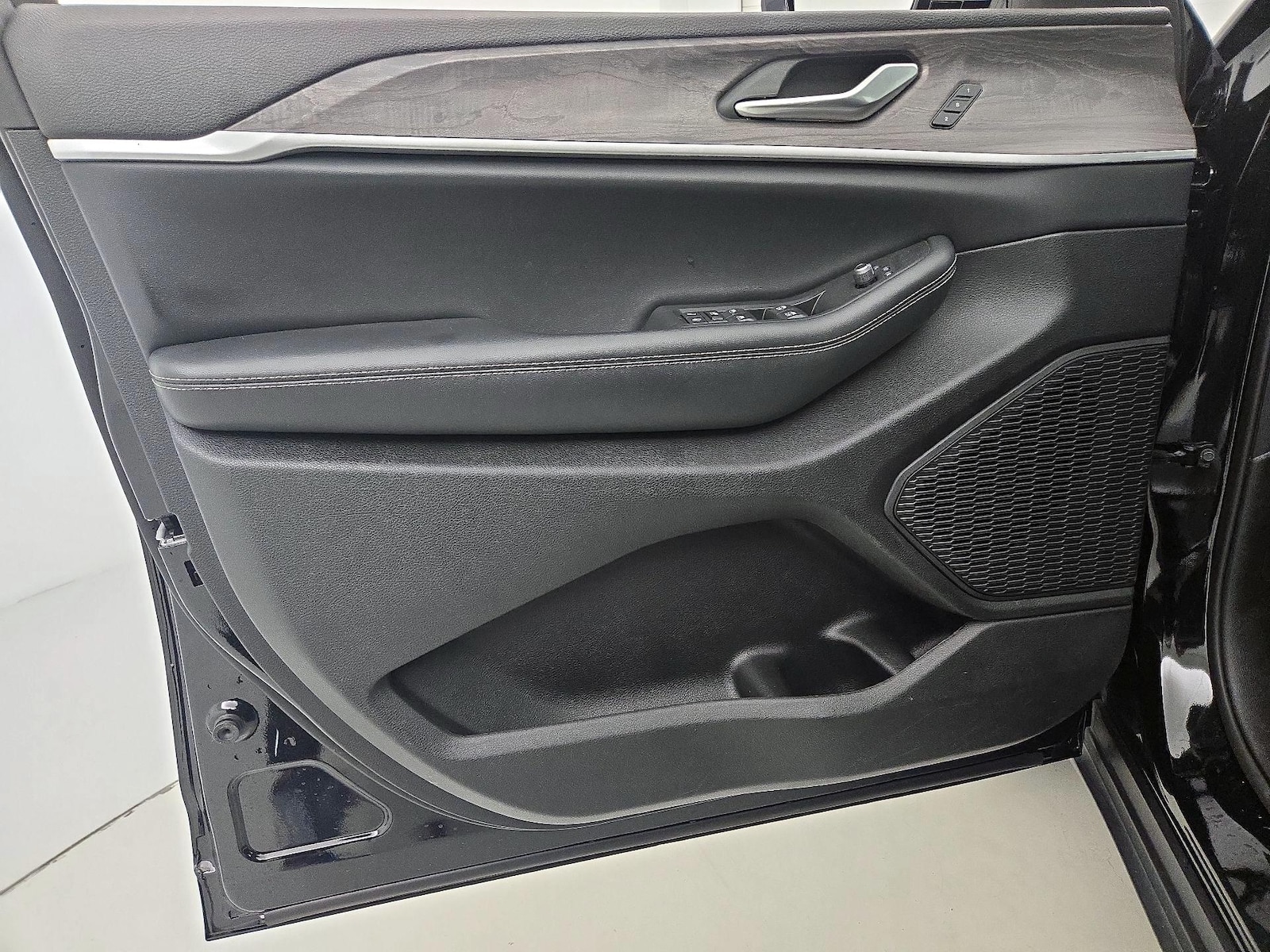 2023 Jeep Grand Cherokee Limited - Photo 13