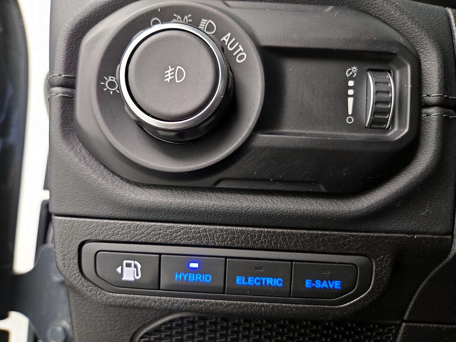 2024 Jeep Wrangler 4xe Sahara 4XE - Photo 14