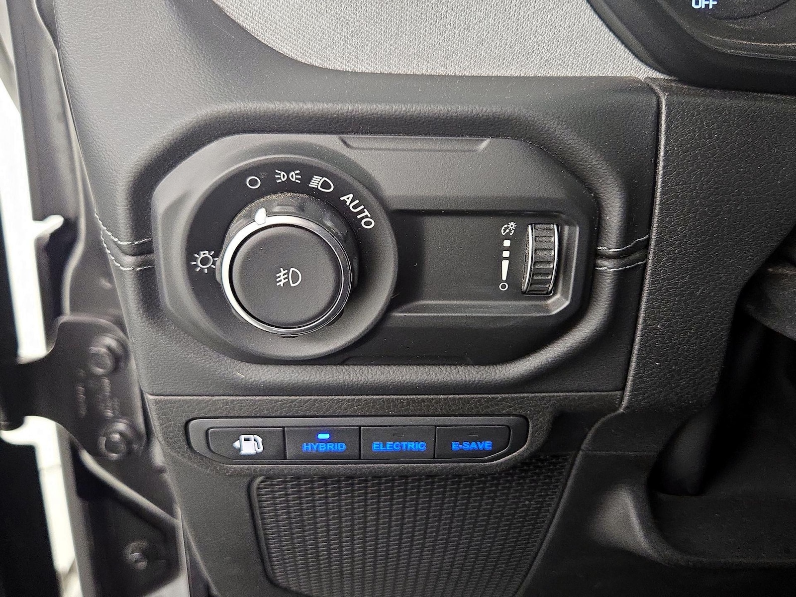 2024 Jeep Wrangler 4xe Sahara 4XE - Photo 14