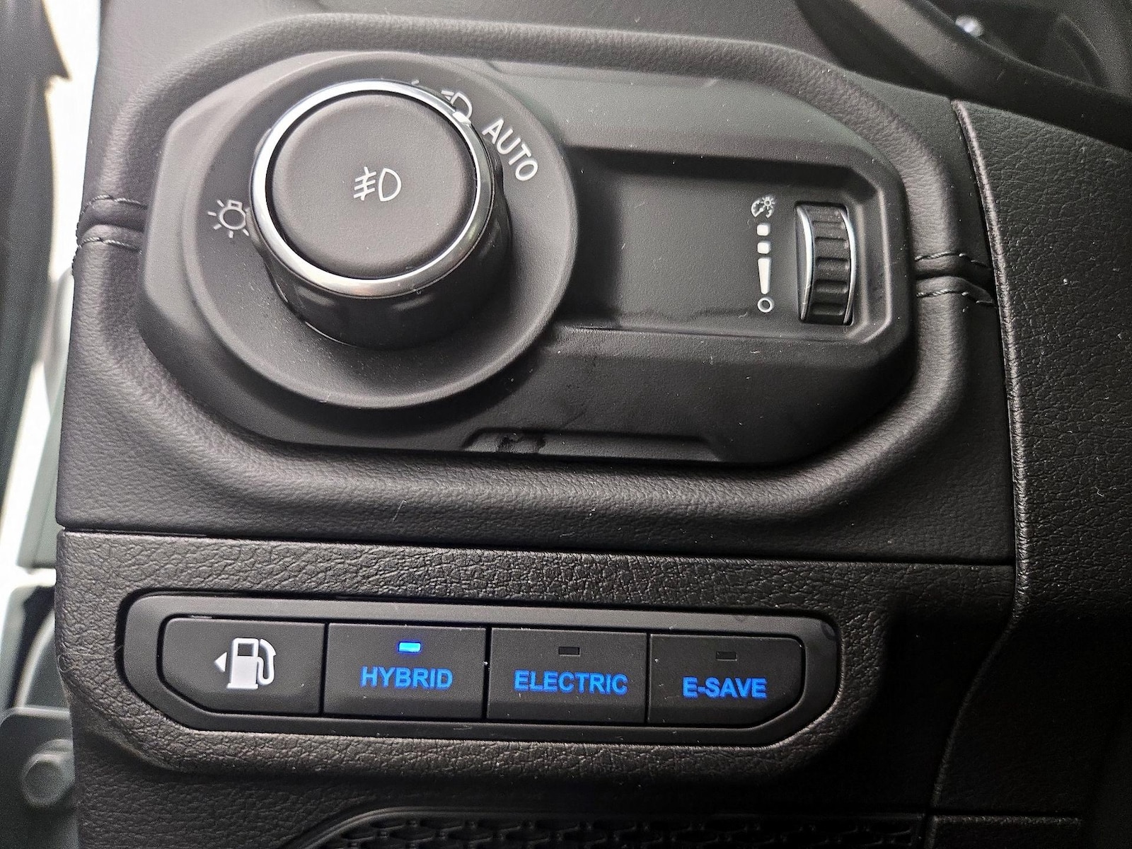 2024 Jeep Wrangler 4xe Sahara 4XE - Photo 14