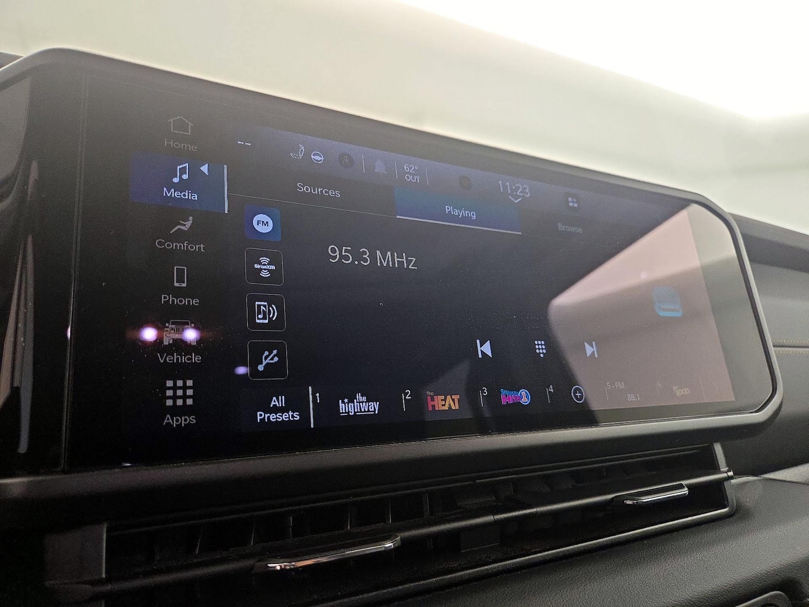 2024 Jeep Wrangler 4xe Sahara 4XE - Photo 16