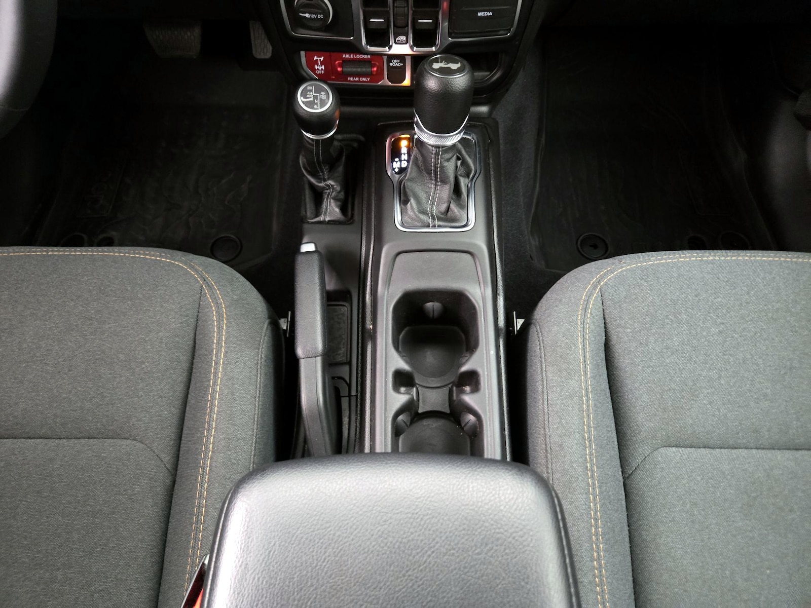 2024 Jeep Wrangler 4xe Willys 4XE - Photo 18