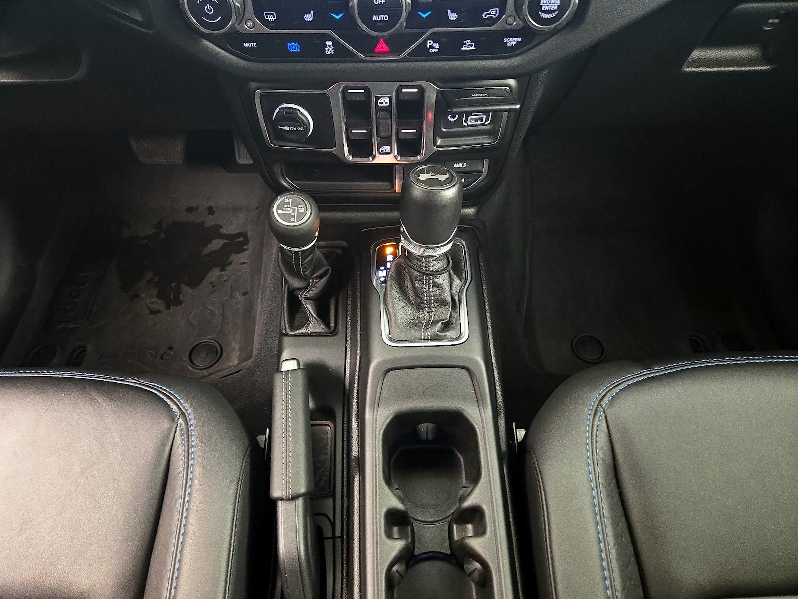 2024 Jeep Wrangler 4xe High Altitude 4XE - Photo 19